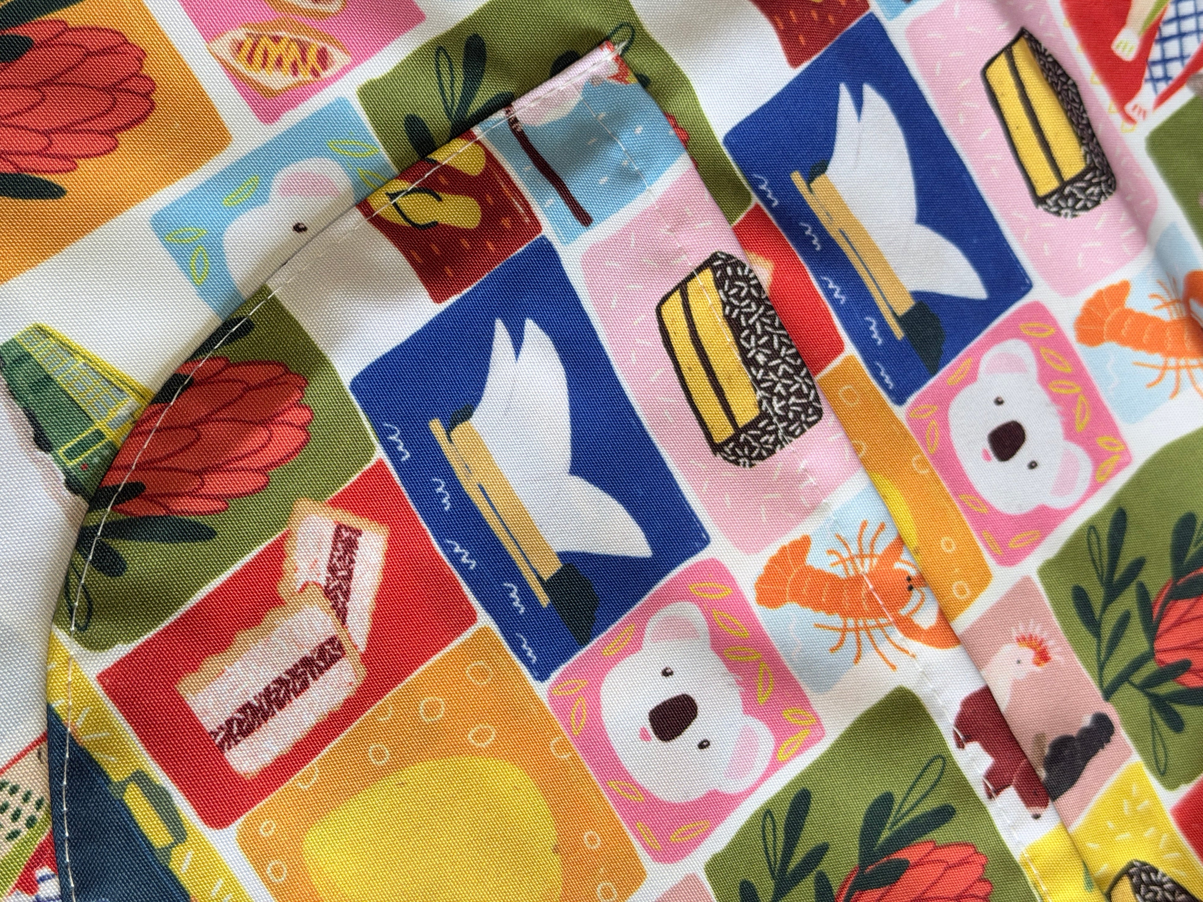 Adult Apron With Pocket - Aussie Icons by Suki McMaster (Pack of 2)