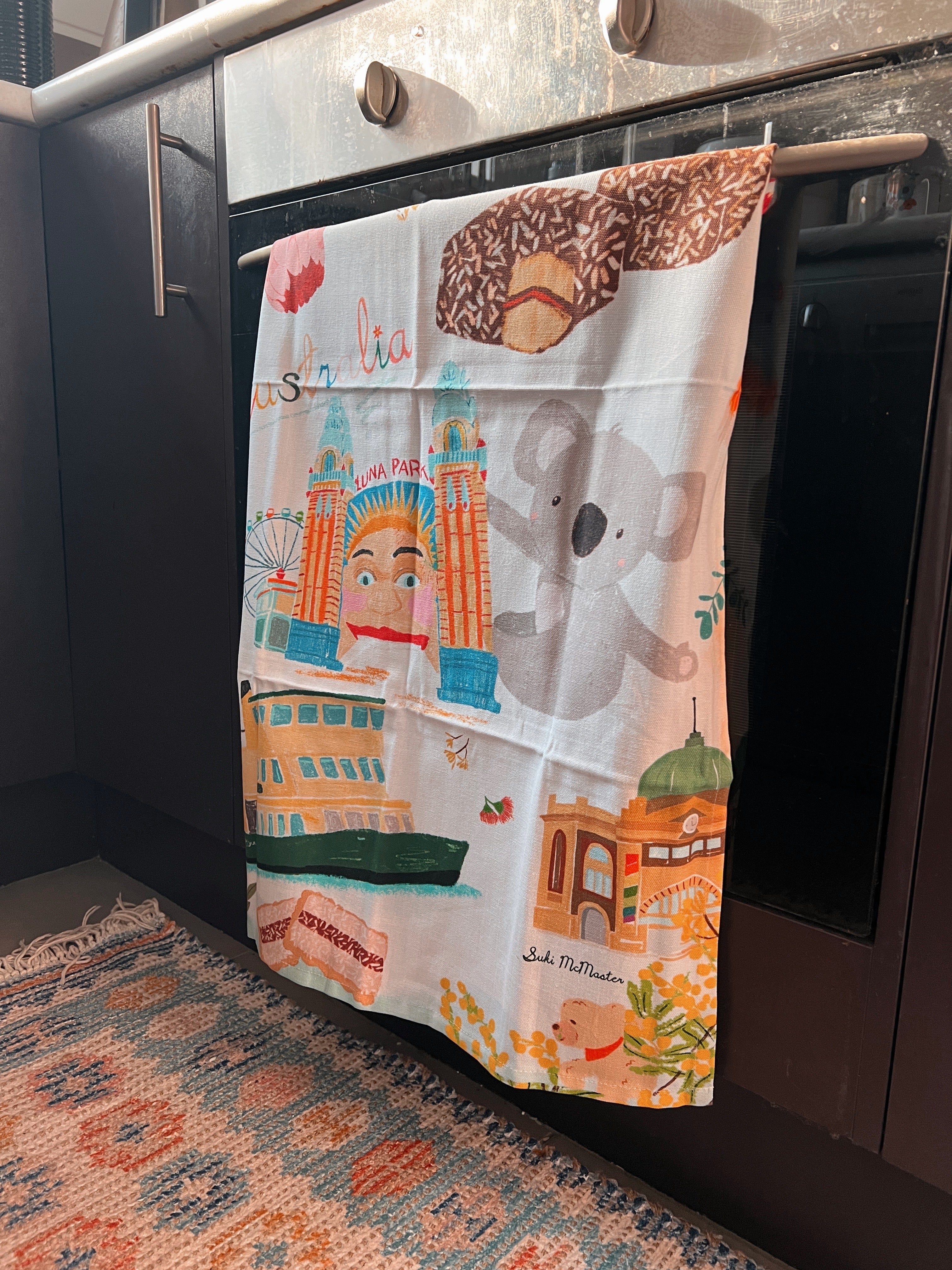 Kitchen Tea Towel - Australiana by Suki McMaster (Pack of 5)